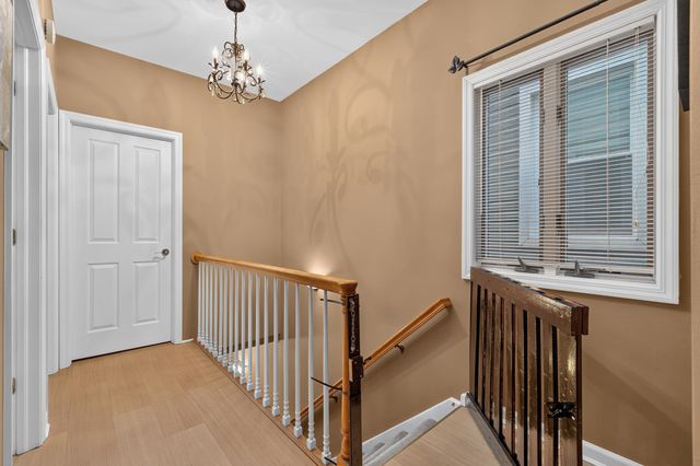 79 EAST 27TH ST, Bayonne, NJ 07002