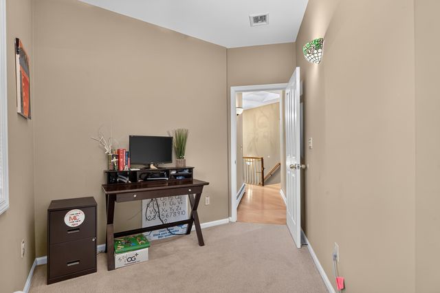 79 EAST 27TH ST, Bayonne, NJ 07002