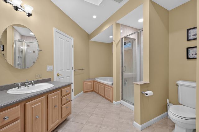 79 EAST 27TH ST, Bayonne, NJ 07002
