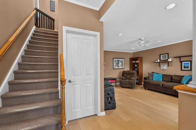79 EAST 27TH ST, Bayonne, NJ 07002