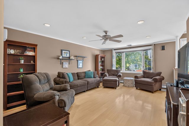 79 EAST 27TH ST, Bayonne, NJ 07002