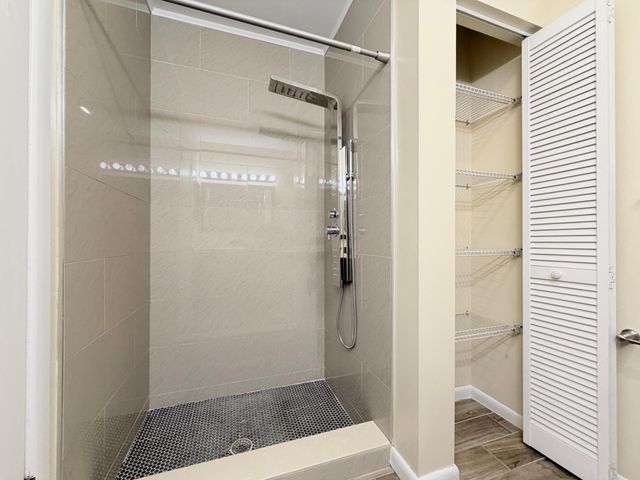3794 SE County Line Road 102, Jupiter, FL 33469