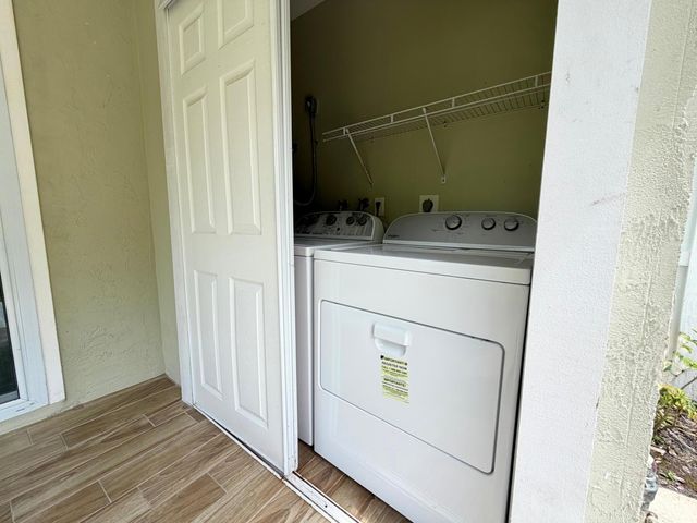 3794 SE County Line Road 102, Jupiter, FL 33469