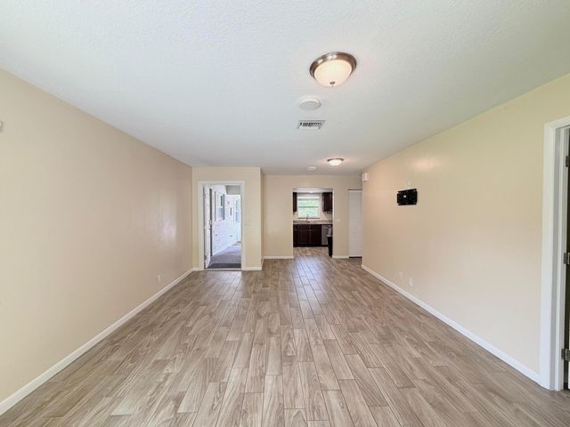 3794 SE County Line Road 102, Jupiter, FL 33469
