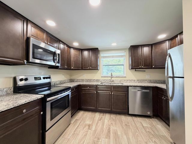 3794 SE County Line Road 102, Jupiter, FL 33469
