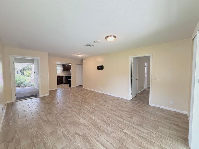 3794 SE County Line Road 102, Jupiter, FL 33469