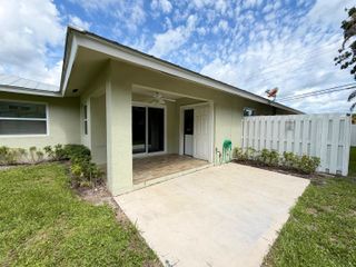 3794 SE County Line Road 102, Jupiter, FL 33469