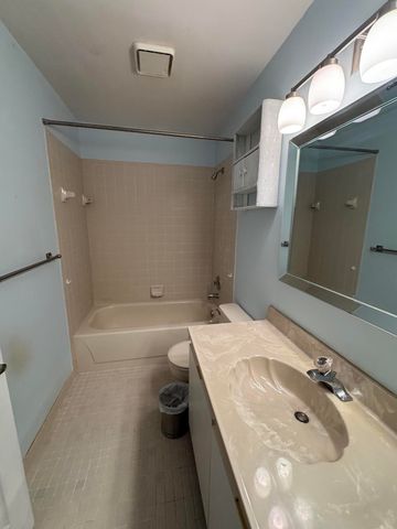 23 Buxton Lane, Boynton Beach, FL 33426