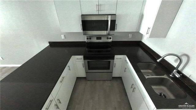 408 Carlisle Avenue 3, Edinburg, TX 78539