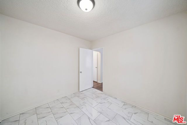 8633 Denver Avenue 3, Los Angeles, CA 90044