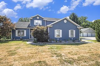 69154 Elkhart Road, Edwardsburg, MI 49112