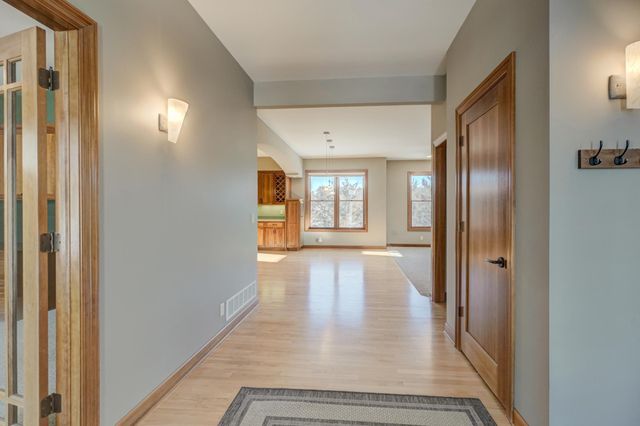 11828 44th Street Lane N, Lake Elmo, MN 55042