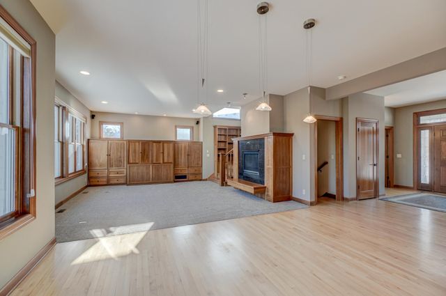 11828 44th Street Lane N, Lake Elmo, MN 55042