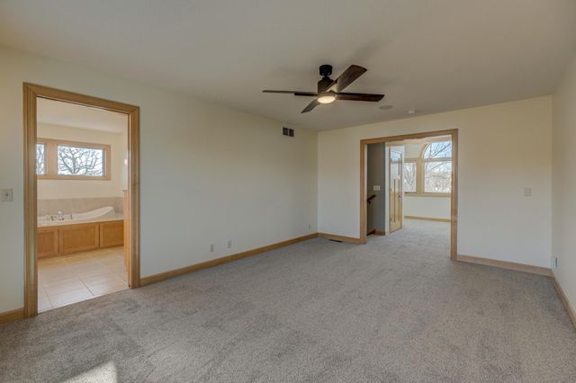 11828 44th Street Lane N, Lake Elmo, MN 55042