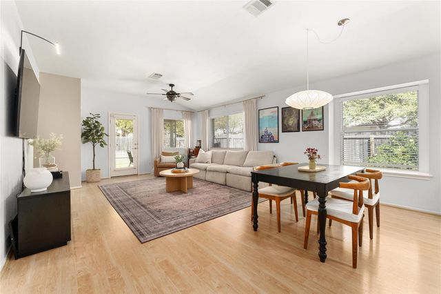 11500 Paul E Anderson DR, Austin, TX 78748