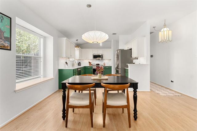 11500 Paul E Anderson DR, Austin, TX 78748