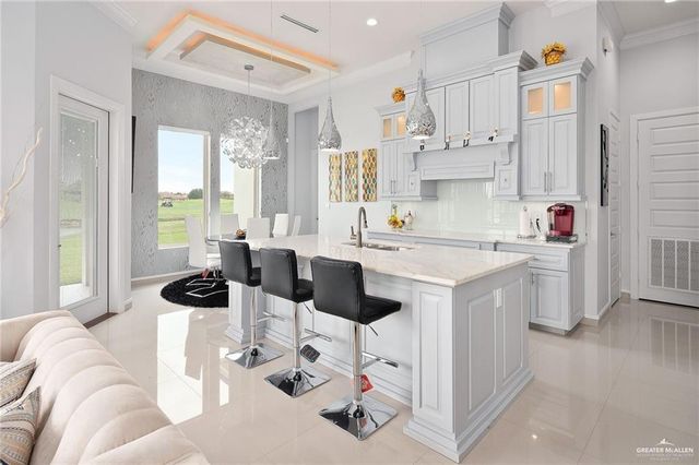 1911 Lago Huron, Edinburg, TX 78542