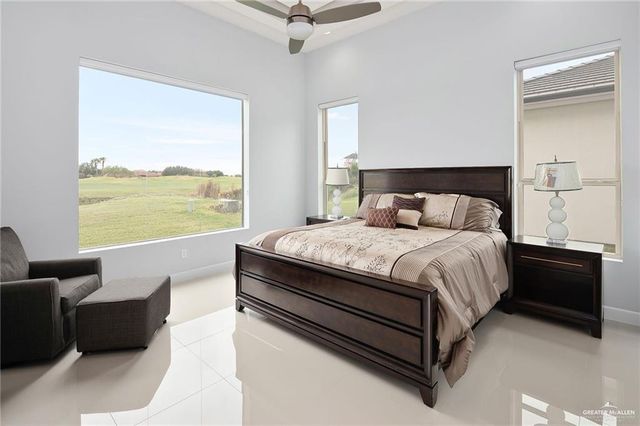1911 Lago Huron, Edinburg, TX 78542