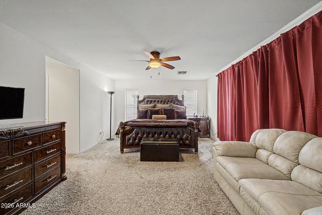 1183 E CANYON CREEK Drive, Gilbert, AZ 85295