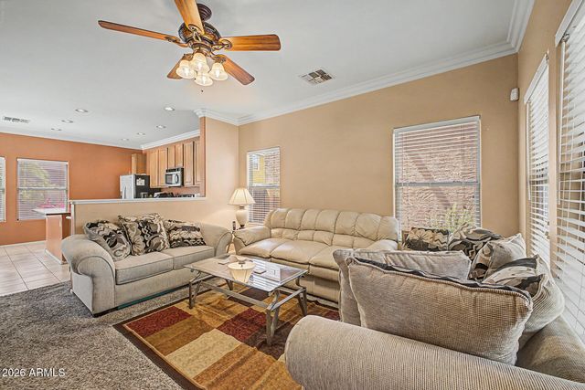 1183 E CANYON CREEK Drive, Gilbert, AZ 85295