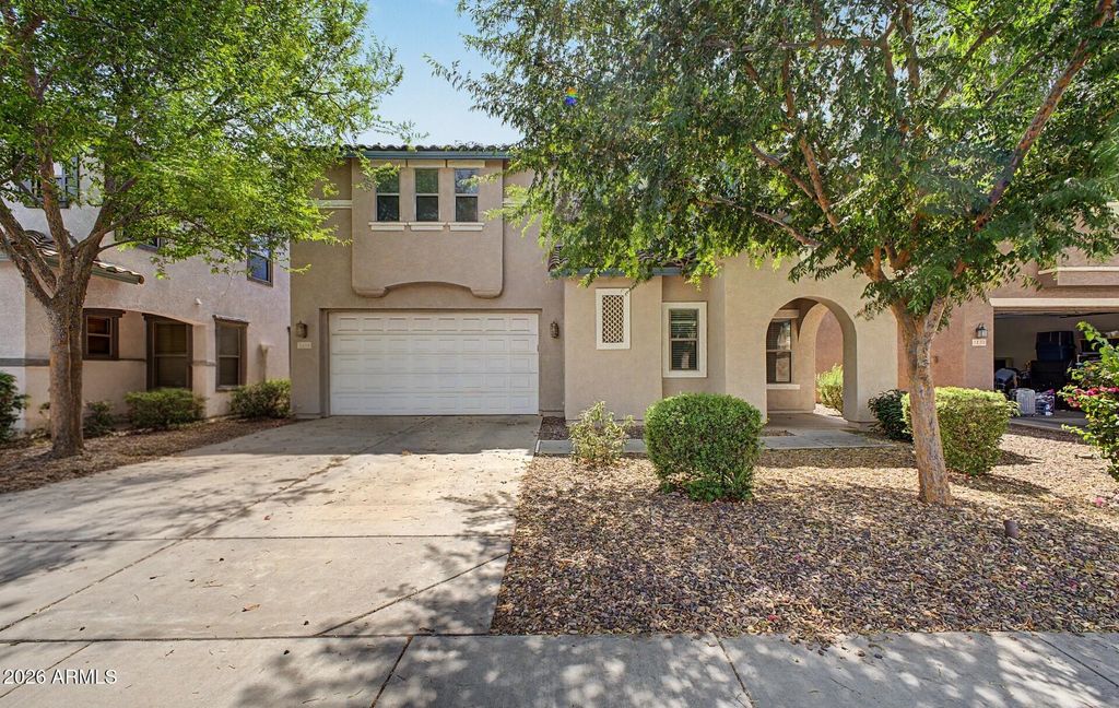 1183 E CANYON CREEK Drive, Gilbert, AZ 85295