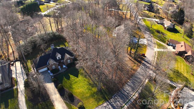 3816 Lyle Creek Avenue NE, Conover, NC 28613