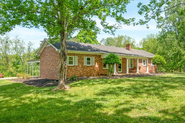 444 Cooley Rd, Waverly, TN 37185