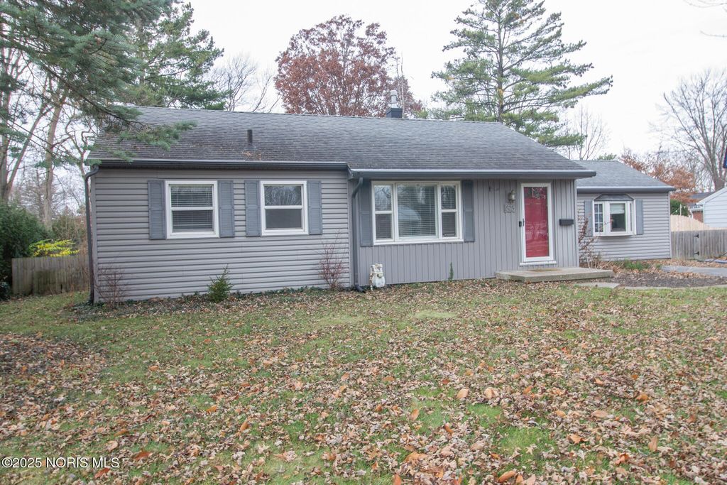 525 Orchard Street, Perrysburg, OH 43551