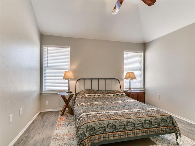 712 Wall Circle, Moore, OK 73160