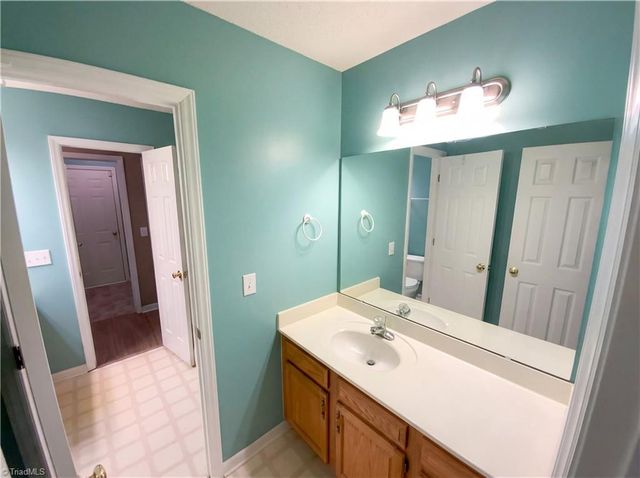 3803 Payne Road, High Point, NC 27265