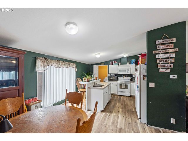 235 1ST Ave, Coos Bay, OR 97420