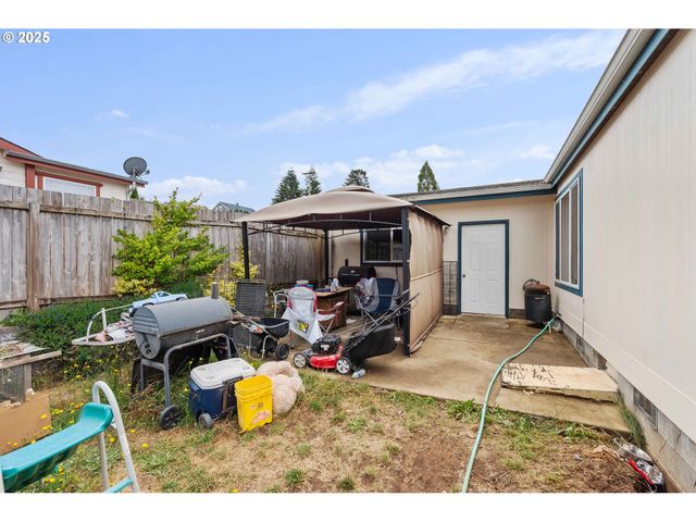 235 1ST Ave, Coos Bay, OR 97420