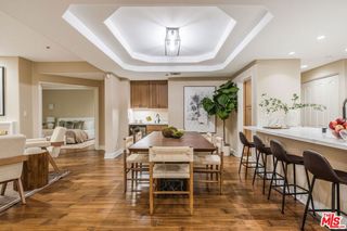 575 S Barrington Avenue 107, Los Angeles, CA 90049