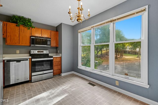 101 Thomas Lane D-3, Carrboro, NC 27510