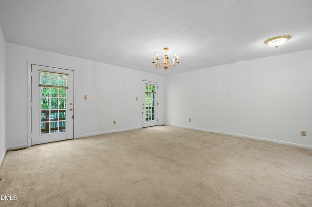 101 Thomas Lane D-3, Carrboro, NC 27510