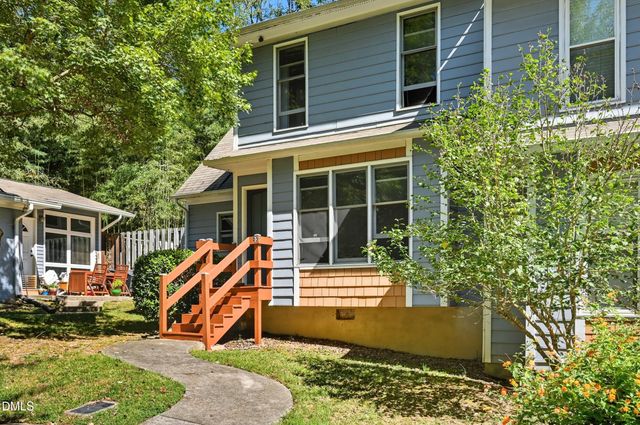 101 Thomas Lane D-3, Carrboro, NC 27510