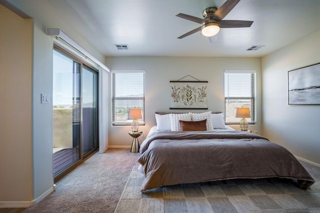 4381 Lauren Loop NE, Rio Rancho, NM 87124