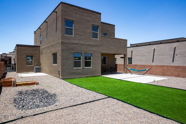 4381 Lauren Loop NE, Rio Rancho, NM 87124