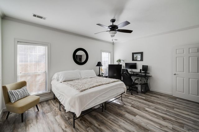 1330 Crosspoint Road, Conway, AR 72034