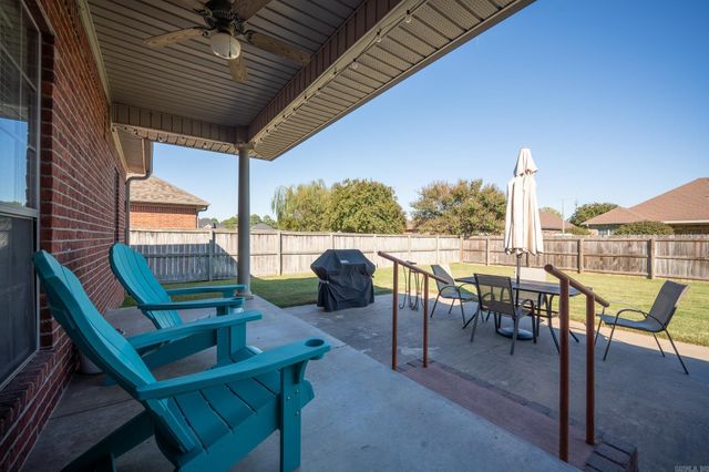 1330 Crosspoint Road, Conway, AR 72034