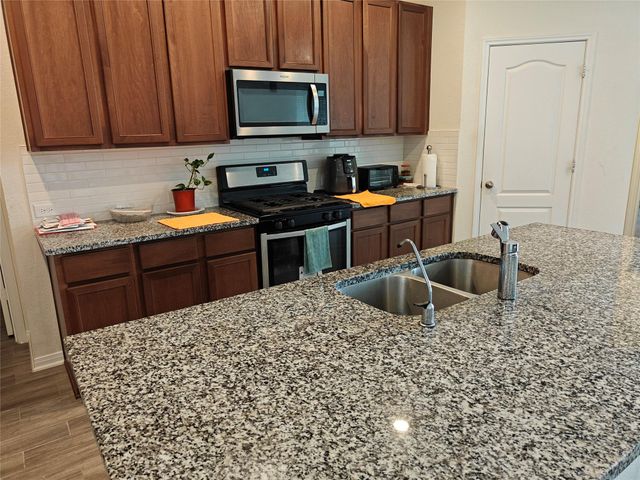 1270 Glendora Drive, Rosharon, TX 77583