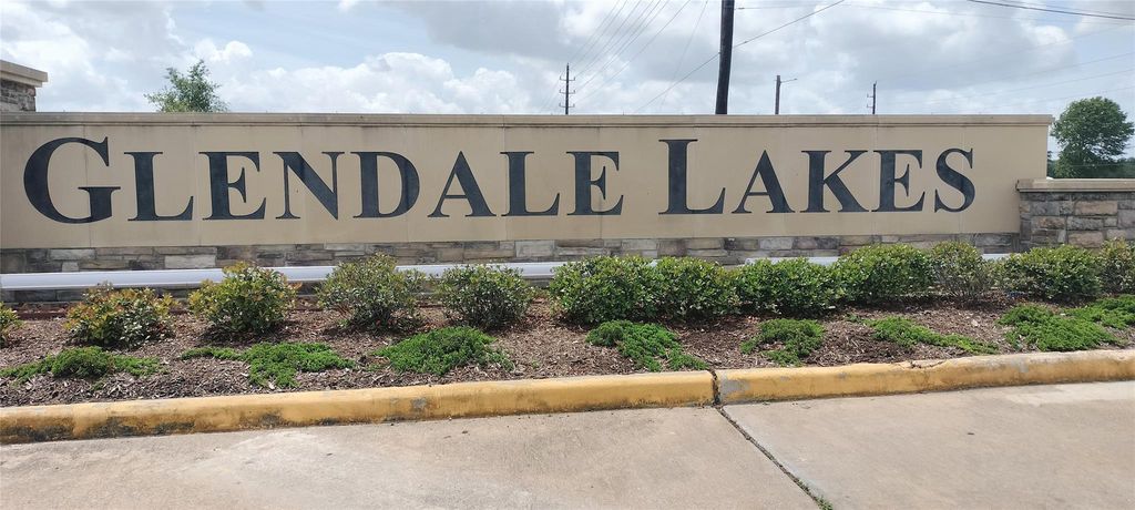 1270 Glendora Drive, Rosharon, TX 77583