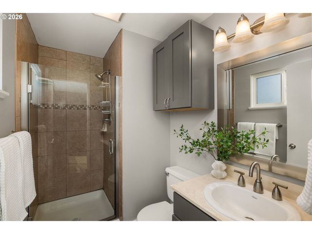 17570 Nw PARK VIEW Blvd, Portland, OR 97229