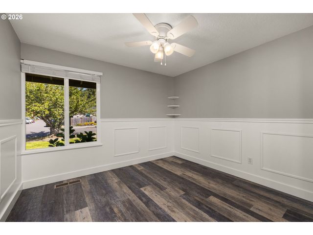 17570 Nw PARK VIEW Blvd, Portland, OR 97229