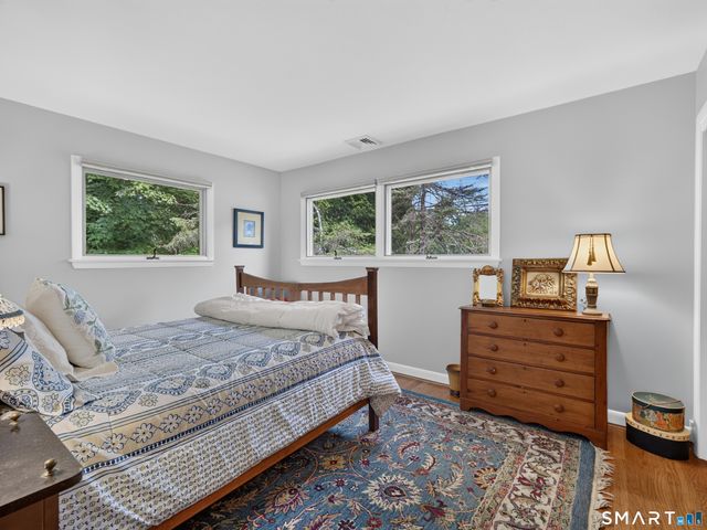 9 Laurel Hill Drive South, East Lyme, CT 06357
