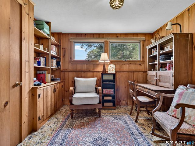9 Laurel Hill Drive South, East Lyme, CT 06357