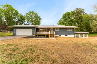 441 East Lakeview Terrace, Springfield, MO 65810