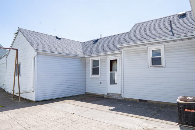 2135 E 38TH Street, Erie, PA 16510