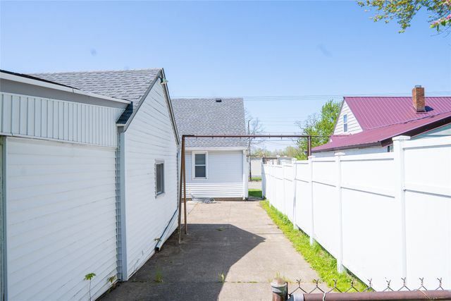 2135 E 38TH Street, Erie, PA 16510