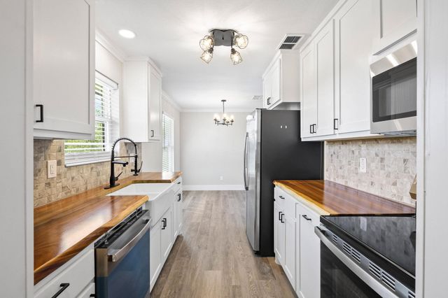 30 Judy Drive, Sherman, TX 75090